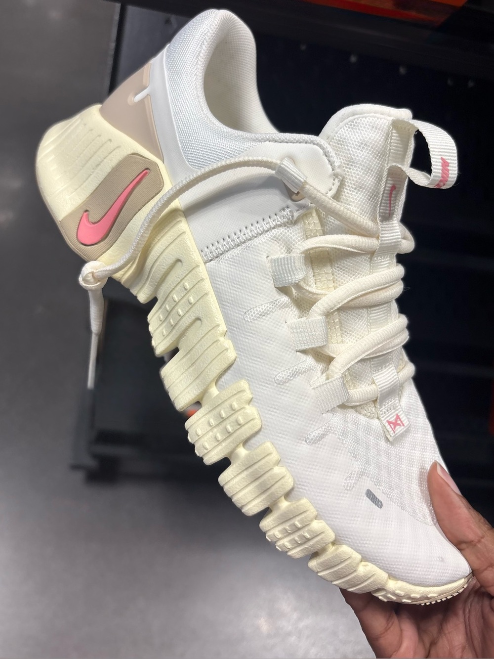 Wmns Nike Metcon 5 Sail ‼️STEAL ‼️Multiple Sizes